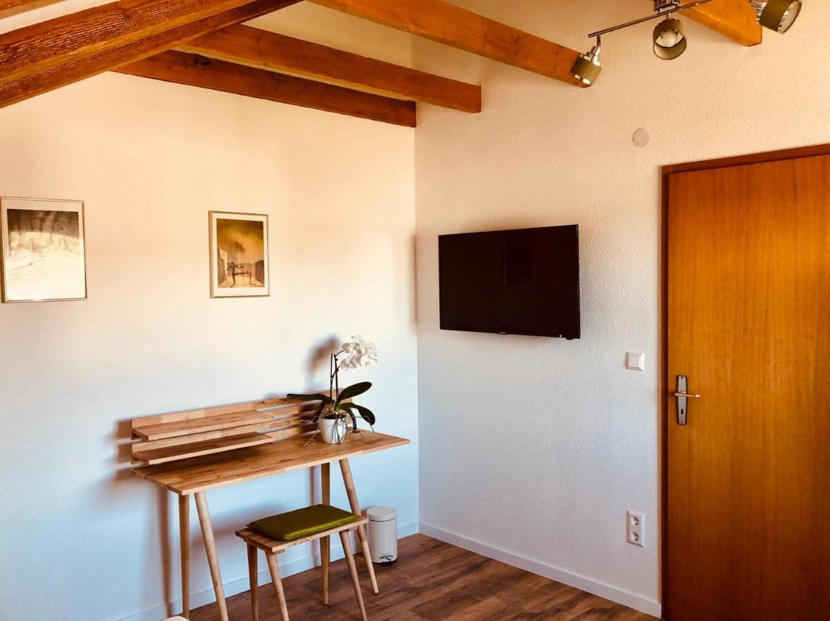 Homestay Gaestezimmer Am Hochrhein